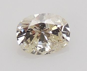 Loose Diamond - OVAL 0.93ct K I1: Loose Diamond - OVAL 0.93ct K I1 Source: Natural Shape: OVAL Carats: 0.93 Color: K Clarity: I1 Certification: NONE The Diamond Depot Guarantee: All items in this auction are guaranteed to be 100% auth
