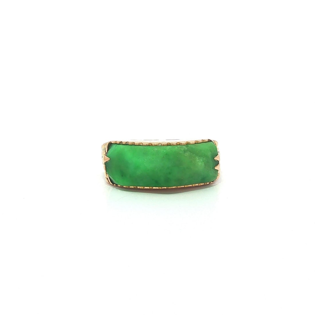 Victorian 18k Yellow Gold Jade Saddle Band Ring Size 6: Victorian 18k Yellow Gold Jade Saddle Band Ring Size 6 This antique Victorian saddle band ring features a faceted, custom-cut natural green jade gemstone prong set in solid yellow gold. The ring is cr