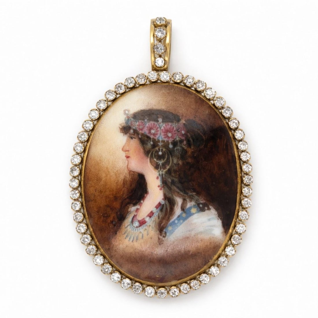 Diamond Portrait Pendant in 18K Yellow Gold with Double-Sided Design: Diamond Portrait Pendant in 18K Yellow Gold with Double-Sided Design This double-sided pendant is crafted from 18K yellow gold and features a portrait design. It is set with 110 old mine diamonds tota