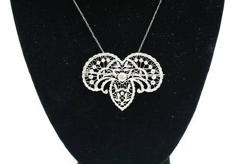 Victorian 19th Century 14K White Gold Diamond Necklace Brooch: Victorian 19th Century 14K White Gold Diamond Necklace Brooch This exquisite 19th-century Victorian necklace and brooch combination is crafted from 14K white gold. The centerpiece features a stunning 