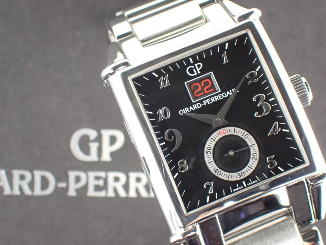 Girard Perregaux Vintage 1945 Big Date Black Dial Steel Watch (1 of 13)