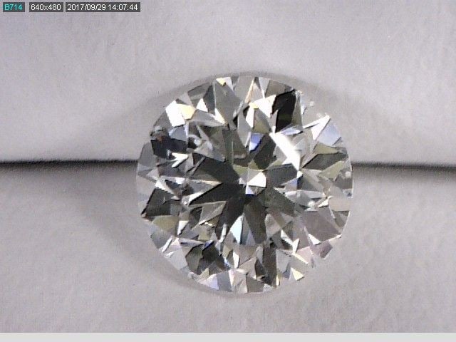Loose Diamond - ROUND 0.7ct E SI1: Loose Diamond - ROUND 0.7ct E SI1 Source: Natural Shape: ROUND Carats: 0.7 Color: E Clarity: SI1 Certification: GIA The Diamond Depot Guarantee: All items in this auction are guaranteed to be 100% aut