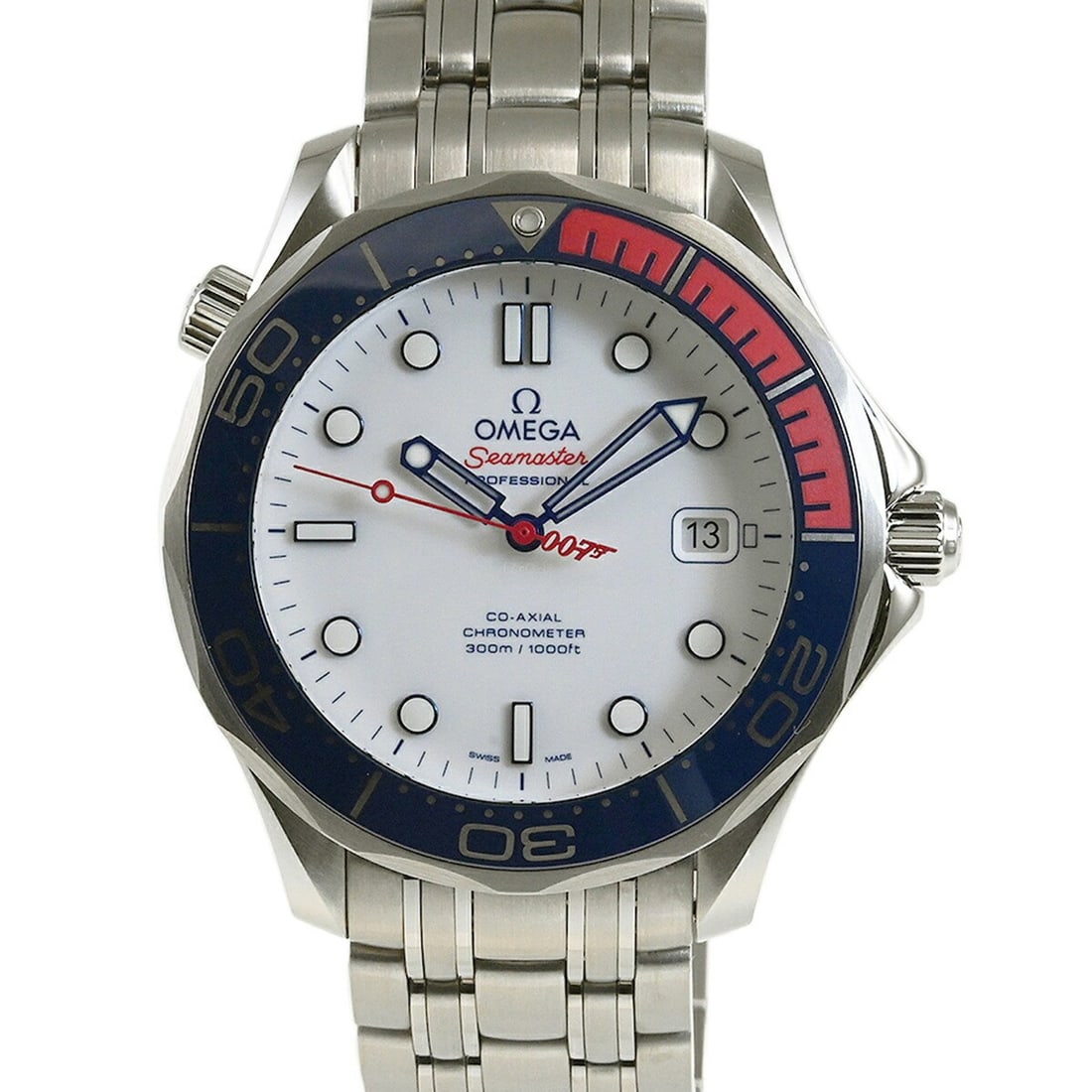 OMEGA Commander Seamaster Diver 300M 212.32.41.20.04.001 Wristwatch: OMEGA Commander Seamaster Diver 300M 212.32.41.20.04.001 Wristwatch This OMEGA Seamaster Diver 300M Co-Axial Commander Watch, model 212.32.41.20.04.001, is a Swiss-made wristwatch designed for men. It
