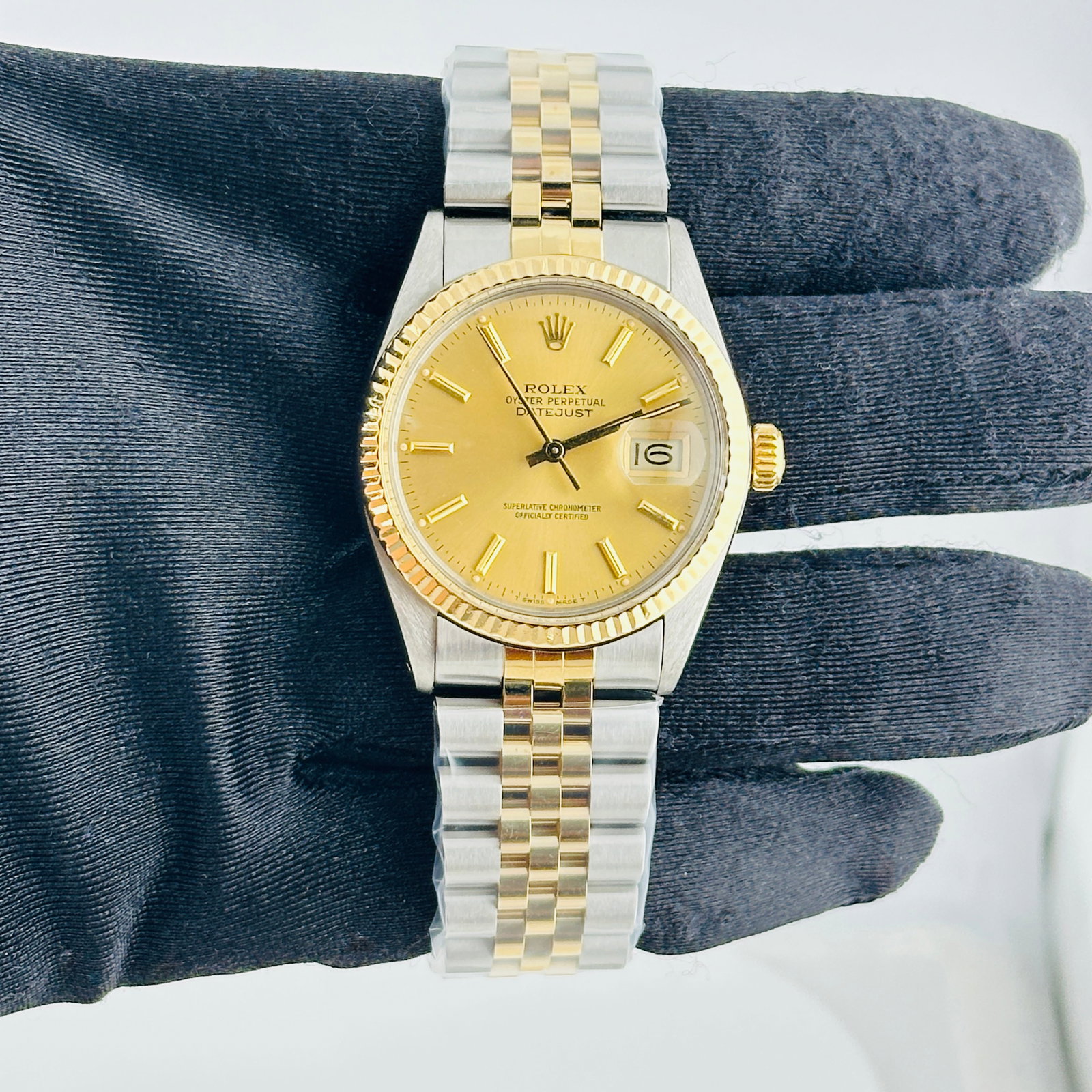 Rolex Datejust Ref 16013 Mens Watch Champagne Dial aftermarket Jubilee Bracelet: Rolex Datejust Ref 16013 Mens Watch Champagne Dial aftermarket Jubilee Bracelet Mens Rolex Datejust watch, Reference 16013, with a champagne stick dial and fluted bezel. It is fitted with an Aftermark