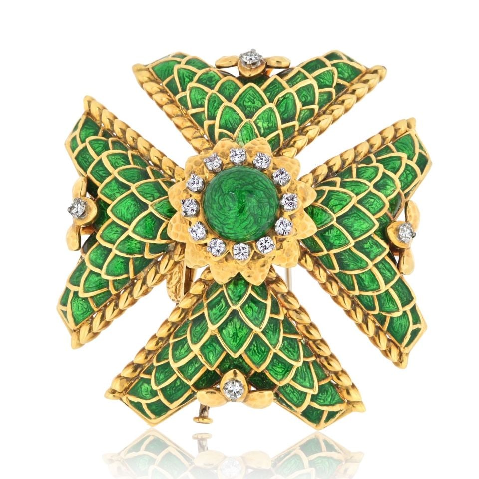 David Webb 18K Yellow Gold Diamond Green Enamel Pendant: David Webb 18K Yellow Gold Diamond Green Enamel Pendant This exquisite David Webb pendant showcases a stunning blend of 18K yellow gold, vibrant green enamel, and sparkling diamonds. Crafted with meti