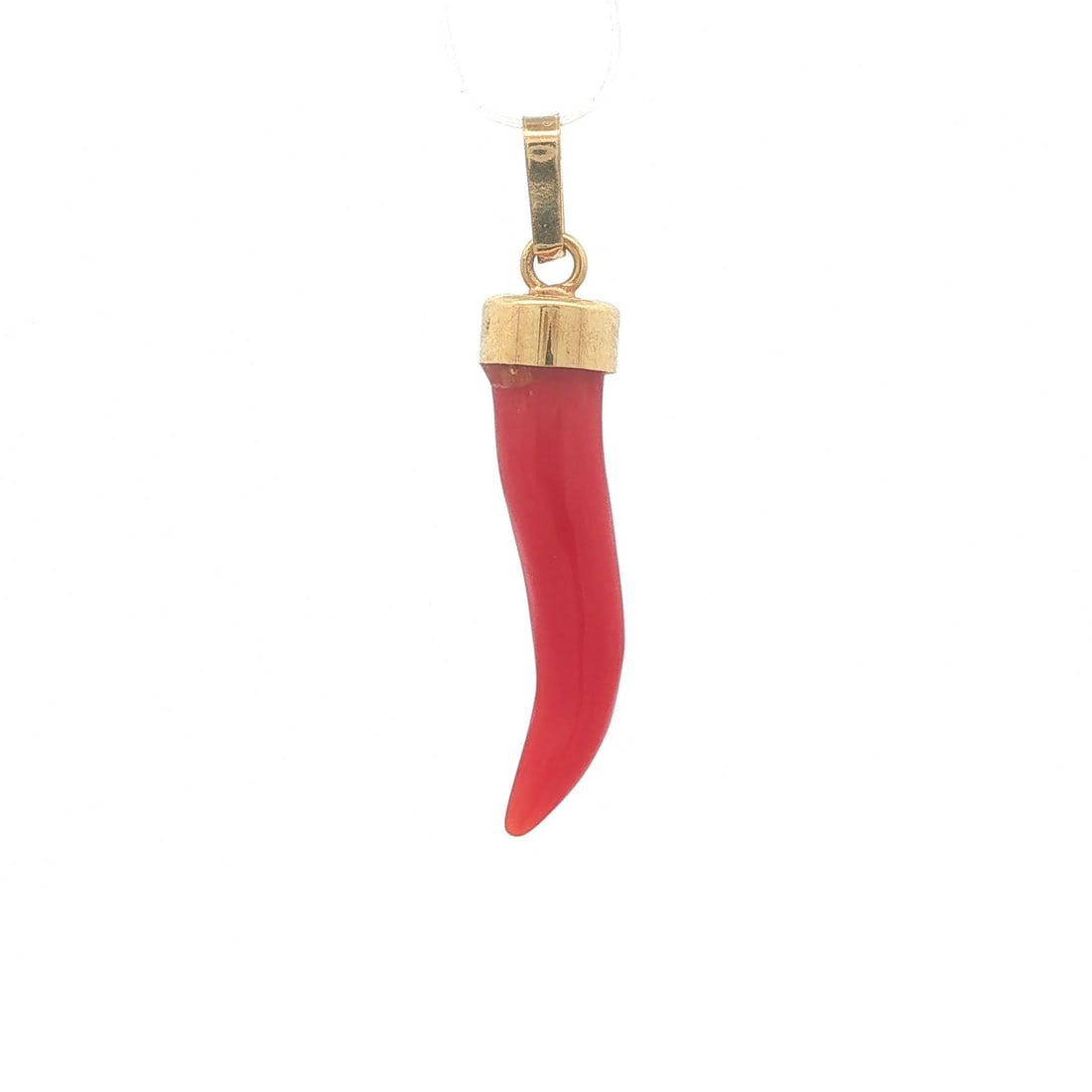 Unbranded 18k Yellow Gold Coral Horn Pendant Italian Lucky Charm: Unbranded 18k Yellow Gold Coral Horn Pendant Italian Lucky Charm Coral lucky Italian horn pendant featuring a natural genuine coral horn with a solid 18k yellow gold cap and bail. This women's pendant