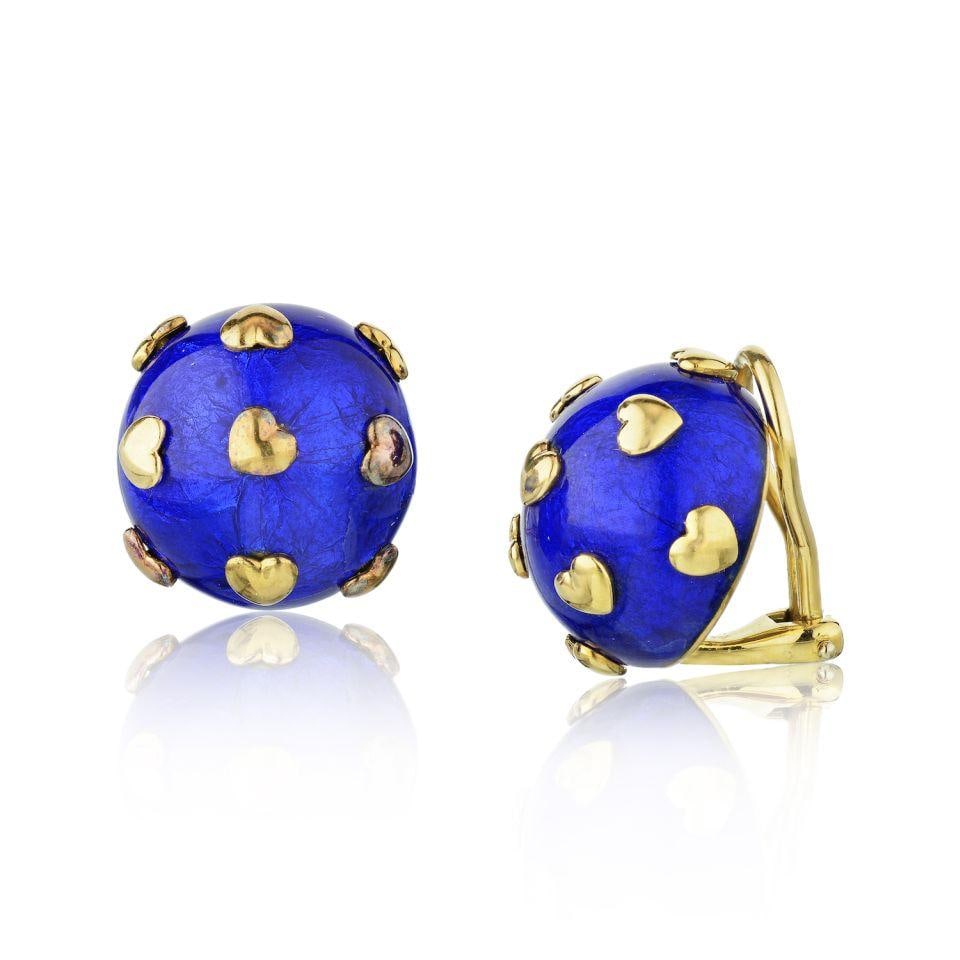 Tiffany & Co. Schlumberger 18K Yellow Gold Heart Enamel Earrings: Tiffany & Co. Schlumberger 18K Yellow Gold Heart Enamel Earrings These exquisite earrings from Tiffany & Co. feature a stunning heart motif designed by Schlumberger. Crafted from 18K yellow gold, thes