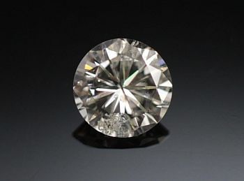 Loose Diamond - ROUND 0.88ct I I1: Loose Diamond - ROUND 0.88ct I I1 Source: Natural Shape: ROUND Carats: 0.88 Color: I Clarity: I1 Certification: NONE The Diamond Depot Guarantee: All items in this auction are guaranteed to be 100%