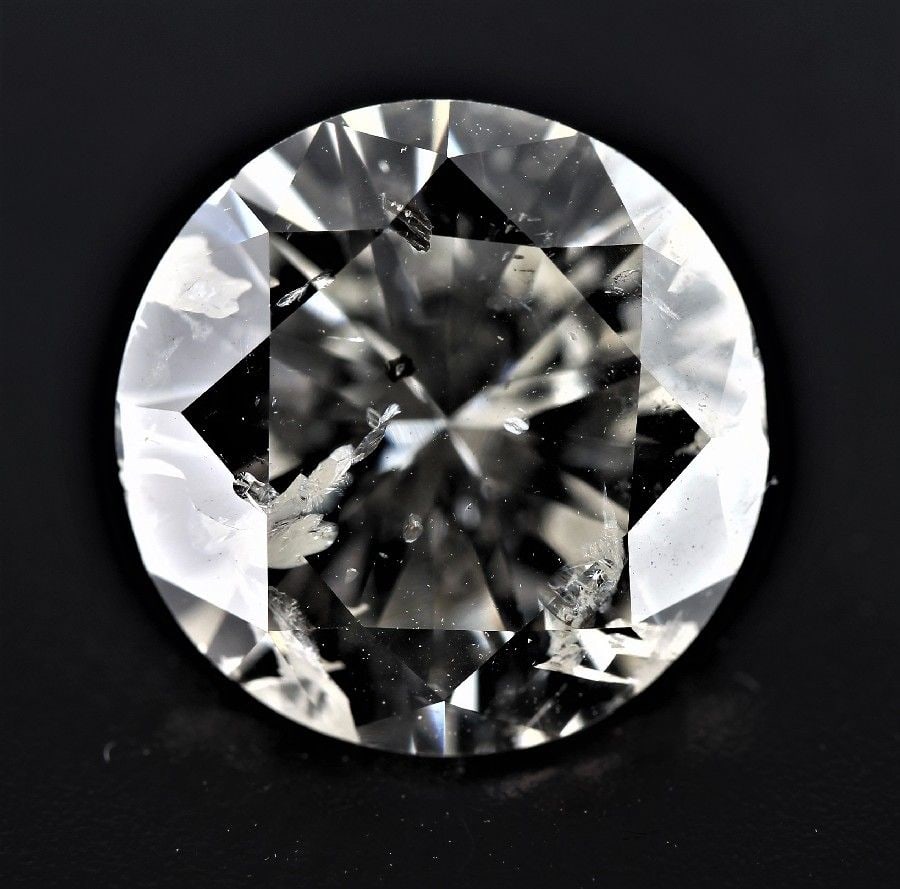 Loose Diamond - ROUND 2.25ct I I1: Loose Diamond - ROUND 2.25ct I I1 Source: Natural Shape: ROUND Carats: 2.25 Color: I Clarity: I1 Certification: EGL The Diamond Depot Guarantee: All items in this auction are guaranteed to be 100% aut