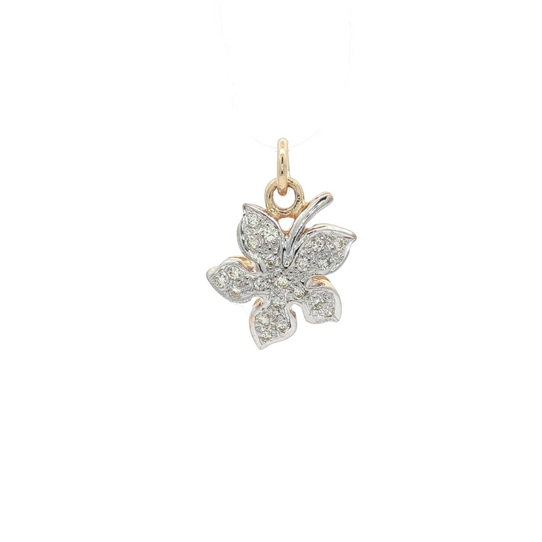 18k Yellow Gold Pave Diamond Leaf Flower Charm Pendant 0.35ctw: 18k Yellow Gold Pave Diamond Leaf Flower Charm Pendant 0.35ctw This exquisite charm pendant features a stunning leaf flower design crafted from solid 18k yellow gold, enhanced with a white gold top. I
