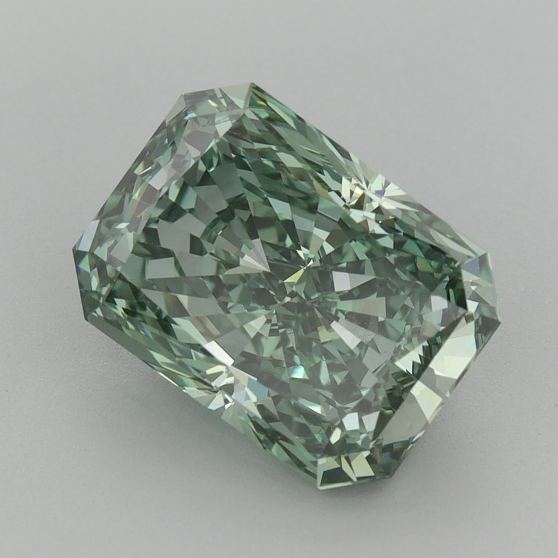 Loose Diamond - RADIANT 4.02ct Fancy Vivid Green VS1