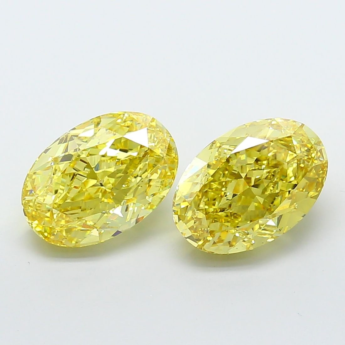 Loose Diamond - OVAL 8.11ct Fancy Vivid Yellow VS1