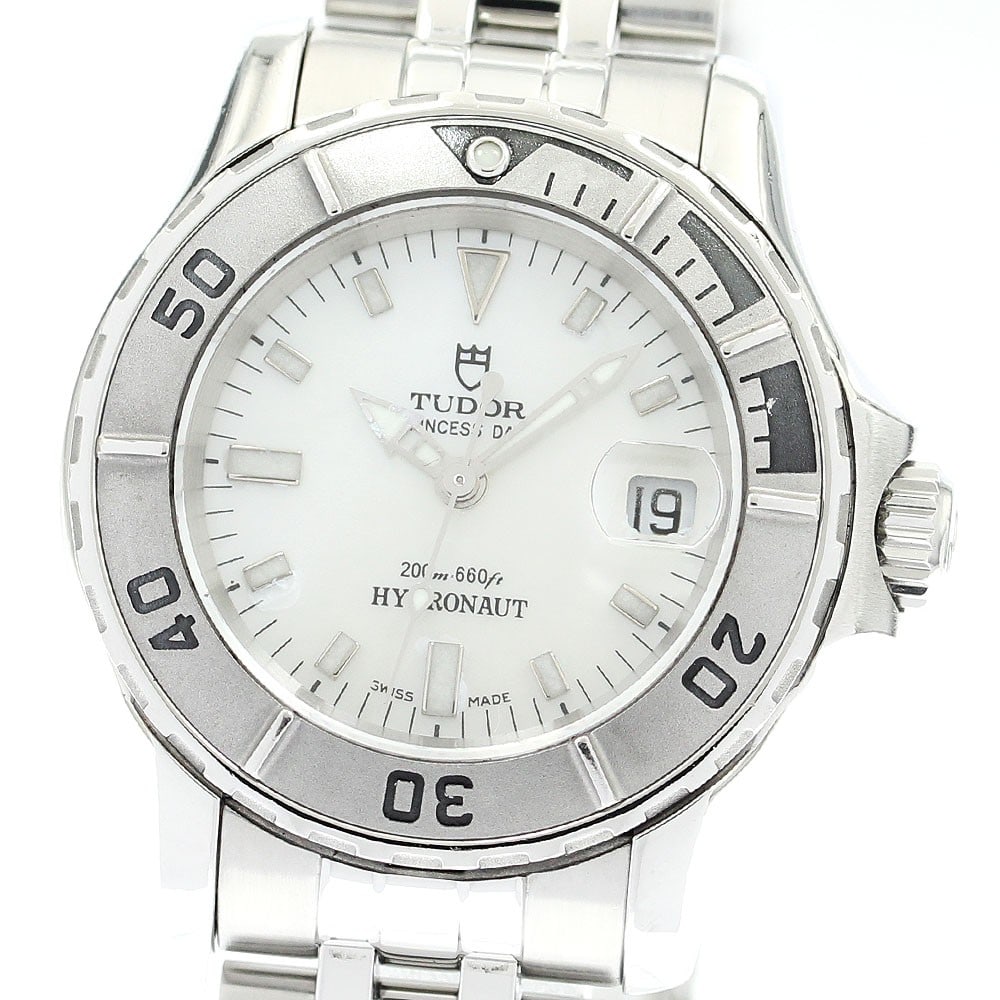 Women's Tudor Princess Date Hydronaut Wristwatch 99090P: Women's Tudor Princess Date Hydronaut Wristwatch 99090P This is a pre-owned TUDOR Princess Date Hydronaut wristwatch designed for women. Manufactured in Switzerland, this timepiece combines precision 