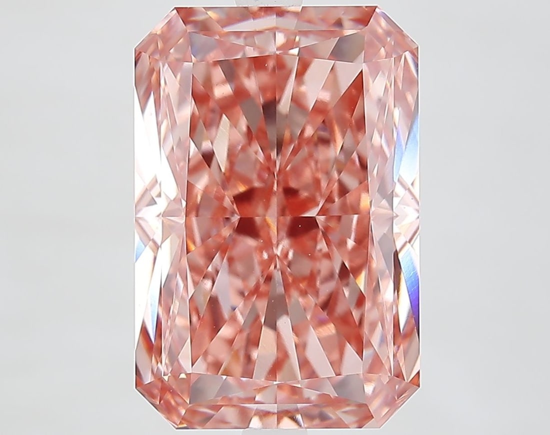 Loose Diamond - RADIANT 7.46ct Fancy Vivid Pink VS1: Loose Diamond - RADIANT 7.46ct Fancy Vivid Pink VS1 Source: This is a real non-mined Diamond that has been grown in a lab Shape: RADIANT Carats: 7.46 Color: Fancy Vivid Pink Certification: IGI Video: