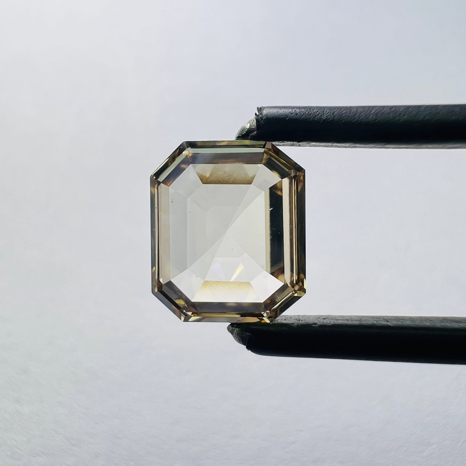 Loose Diamond - EMERALD 1.24ct Brown VS1