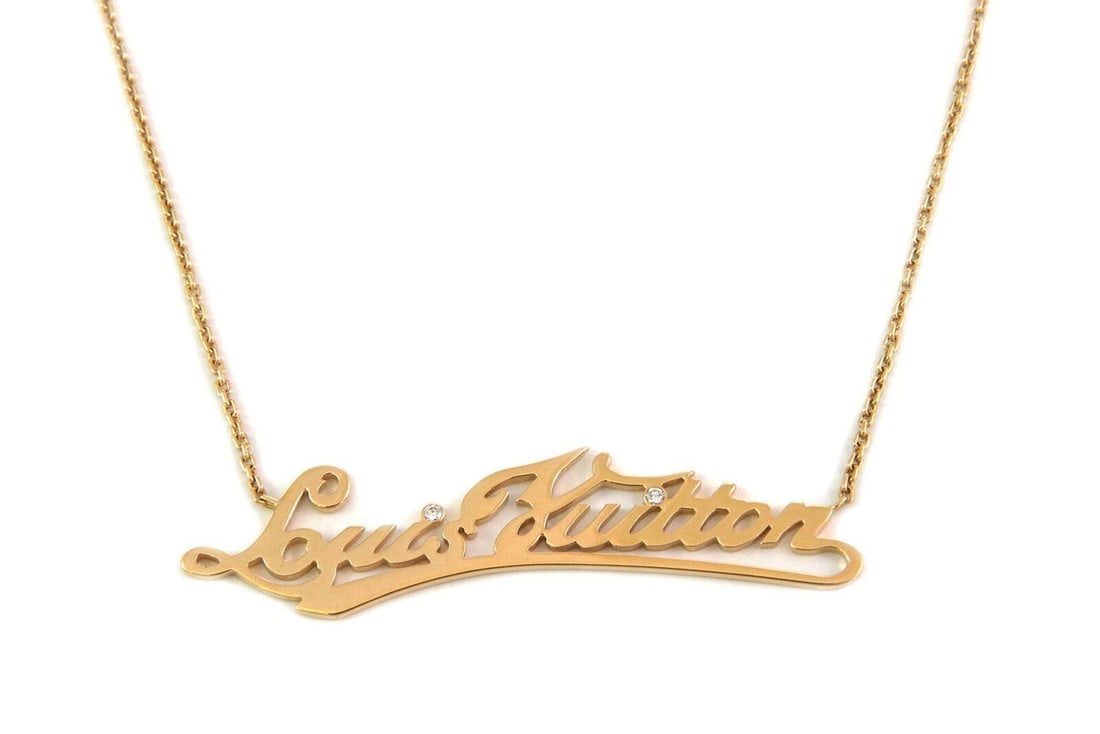 Louis Vuitton 18k Yellow Gold Diamond Pendant Necklace 18in: Louis Vuitton 18k Yellow Gold Diamond Pendant Necklace 18in This Louis Vuitton pendant necklace is crafted in solid 18k yellow gold and accented with diamonds in a refined elongated design. It has a p
