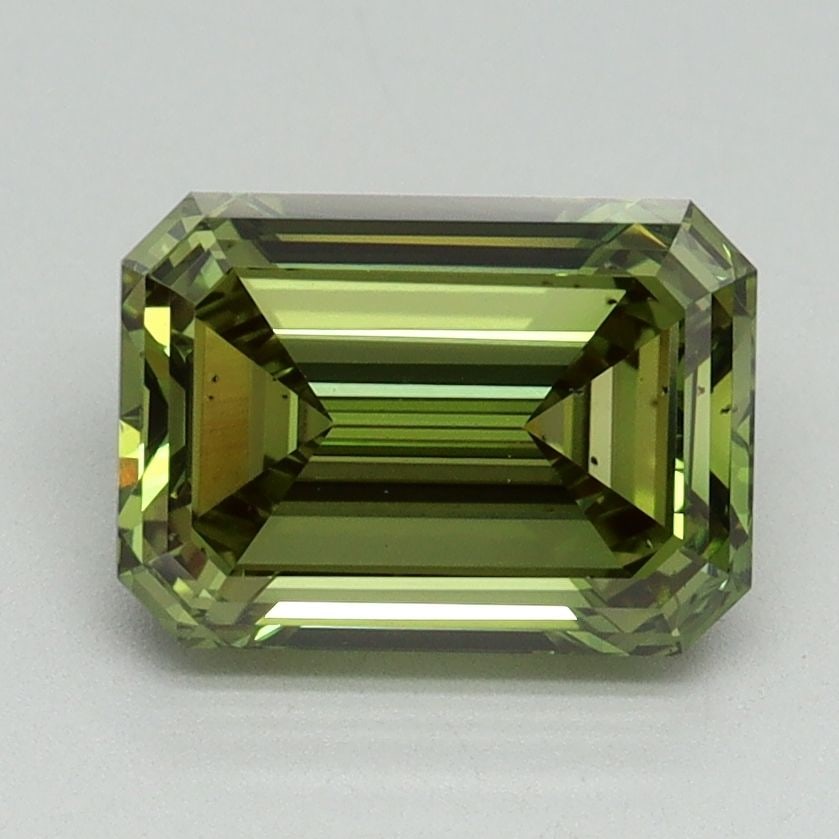 Loose Diamond - EMERALD 2.07ct Fancy Vivid Green VS2: Loose Diamond - EMERALD 2.07ct Fancy Vivid Green VS2 Source: This is a real non-mined Diamond that has been grown in a lab Shape: EMERALD Carats: 2.07 Color: Fancy Vivid Green Certification: IGI Video