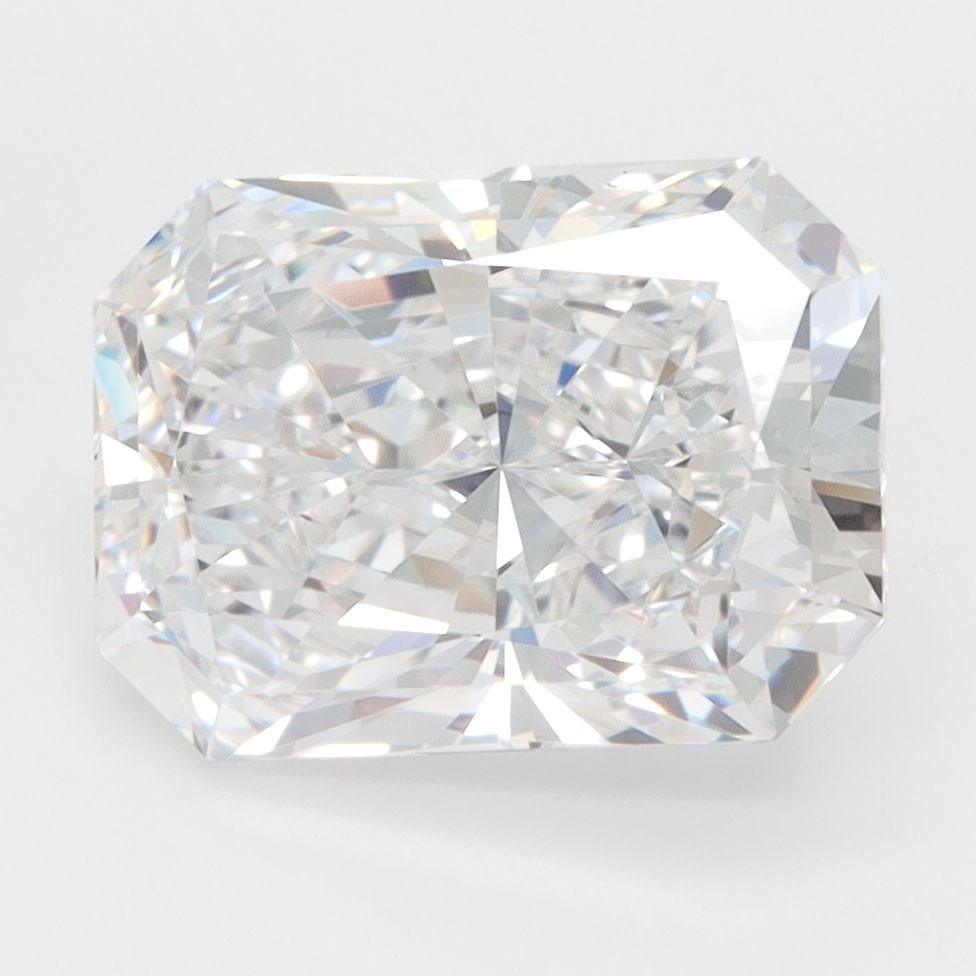 Loose Diamond - RADIANT 4.07ct D VVS1: Loose Diamond - RADIANT 4.07ct D VVS1 Source: This is a real non-mined Diamond that has been grown in a lab Shape: RADIANT Carats: 4.07 Color: D Clarity: VVS1 Certification: IGI Video: