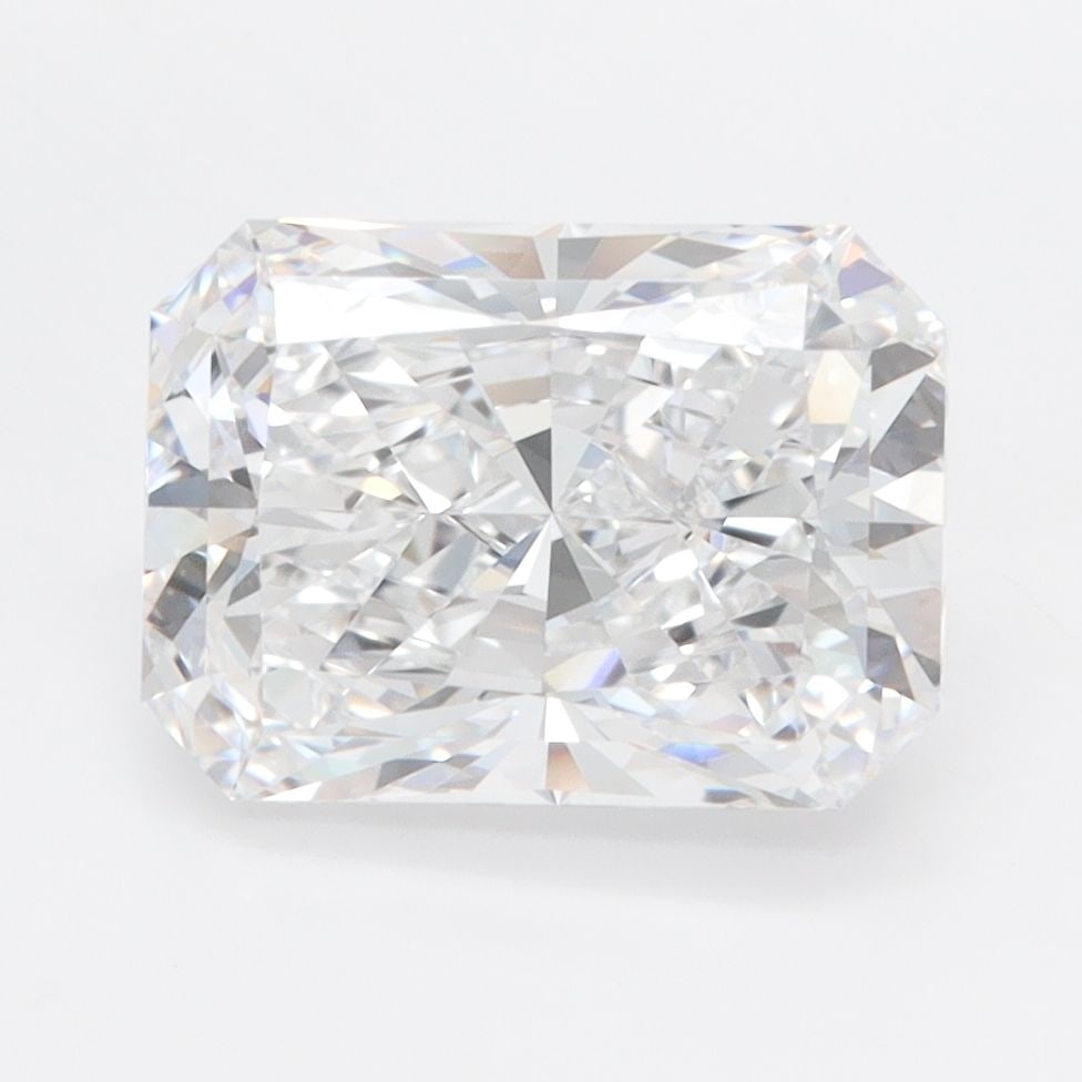 Loose Diamond - RADIANT 3.03ct D VVS2: Loose Diamond - RADIANT 3.03ct D VVS2 Source: This is a real non-mined Diamond that has been grown in a lab Shape: RADIANT Carats: 3.03 Color: D Clarity: VVS2 Certification: GIA Video: