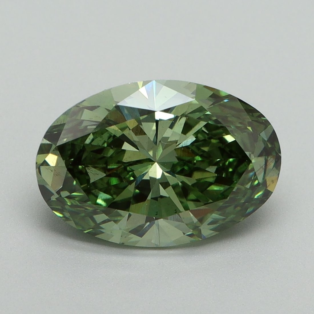 Loose Diamond - OVAL 3.02ct Fancy Vivid Green VS2: Loose Diamond - OVAL 3.02ct Fancy Vivid Green VS2 Source: This is a real non-mined Diamond that has been grown in a lab Shape: OVAL Carats: 3.02 Color: Fancy Vivid Green Certification: IGI Video: