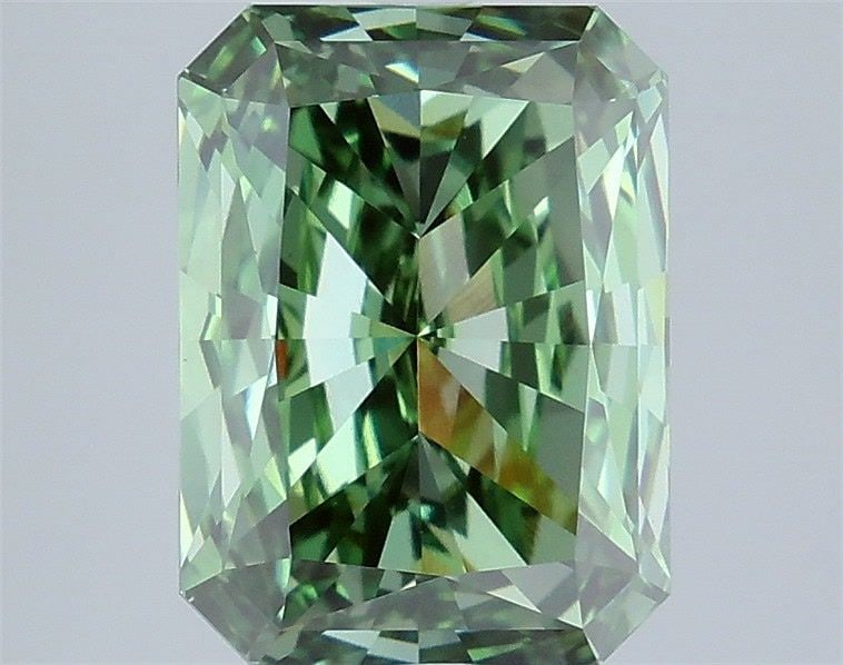 Loose Diamond - RADIANT 4.05ct Fancy Vivid Green VS1: Loose Diamond - RADIANT 4.05ct Fancy Vivid Green VS1 Source: This is a real non-mined Diamond that has been grown in a lab Shape: RADIANT Carats: 4.05 Color: Fancy Vivid Green Certification: IGI Video
