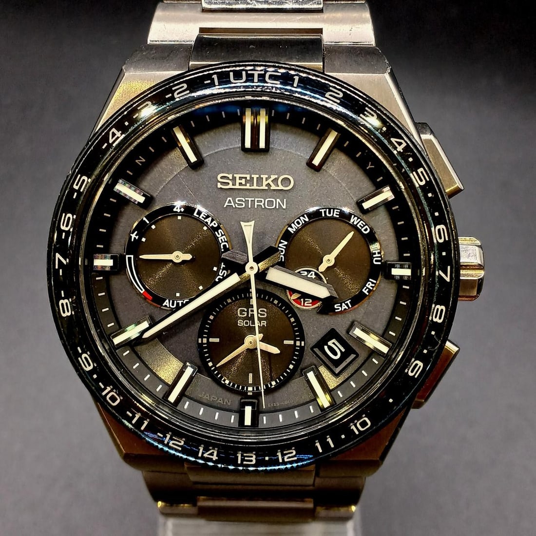 Mens Titanium Wristwatch Seiko Astron 5X53-0BR0: Mens Titanium Wristwatch Seiko Astron 5X53-0BR0 Pre-owned SEIKO ASTRON men's wristwatch with a titanium case, made in Japan. The watch is identified as model 5X53-0BR0 and is part of the Astron line. 