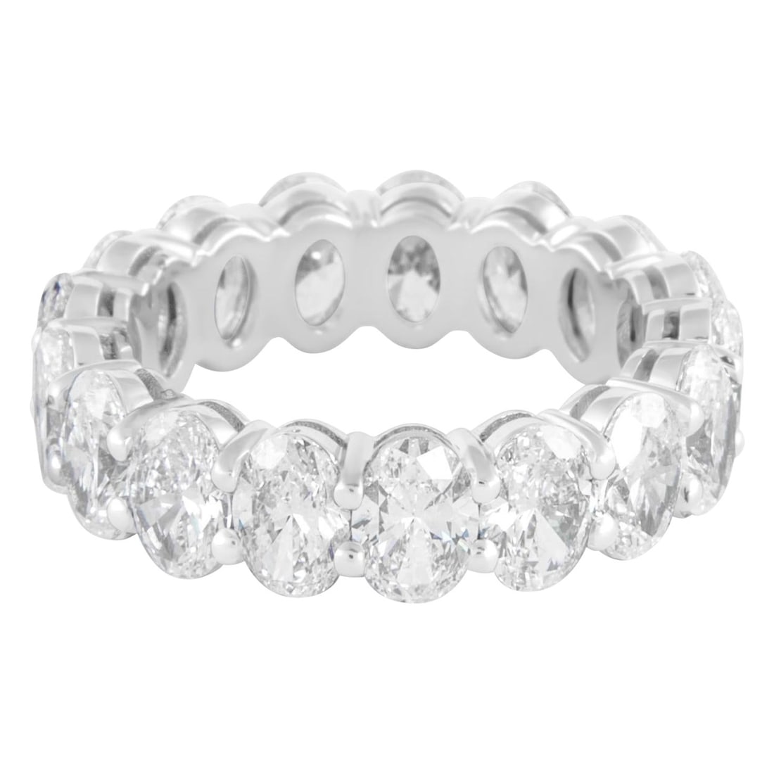 6.88ct D-F Oval Diamond Eternity Band 18k White Gold: 6.88ct D-F Oval Diamond Eternity Band 18k White Gold This exquisite oval cut diamond eternity band showcases a stunning total of 6.88 carats of D-F color diamonds, featuring 17 oval cut diamonds avera