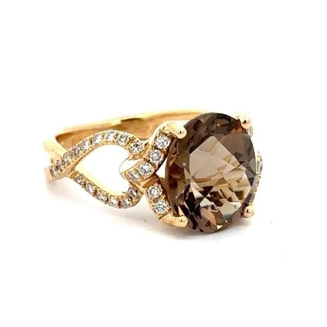 18K Yellow Gold Smoky Quartz Diamond Cocktail Ring Oval Twist Design: 18K Yellow Gold Smoky Quartz Diamond Cocktail Ring Oval Twist Design Elevate your jewelry collection with this stunning 18K Yellow Gold Large Oval Smoky Quartz Diamond Open Braided Twist Cocktail Ring