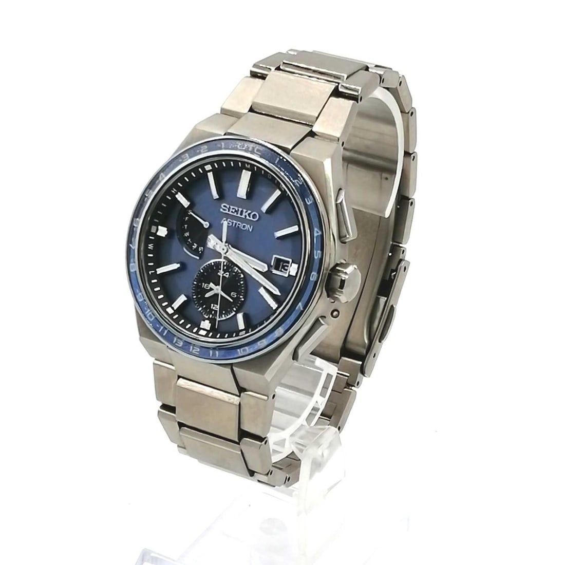 Men's GPS Solar Dual Time Wristwatch Seiko Astron 5X53 Blue Dial: Men's GPS Solar Dual Time Wristwatch Seiko Astron 5X53 Blue Dial Pre-owned Seiko Astron men's wristwatch with GPS Solar movement and dual time functionality. It features a blue dial and is made in Jap