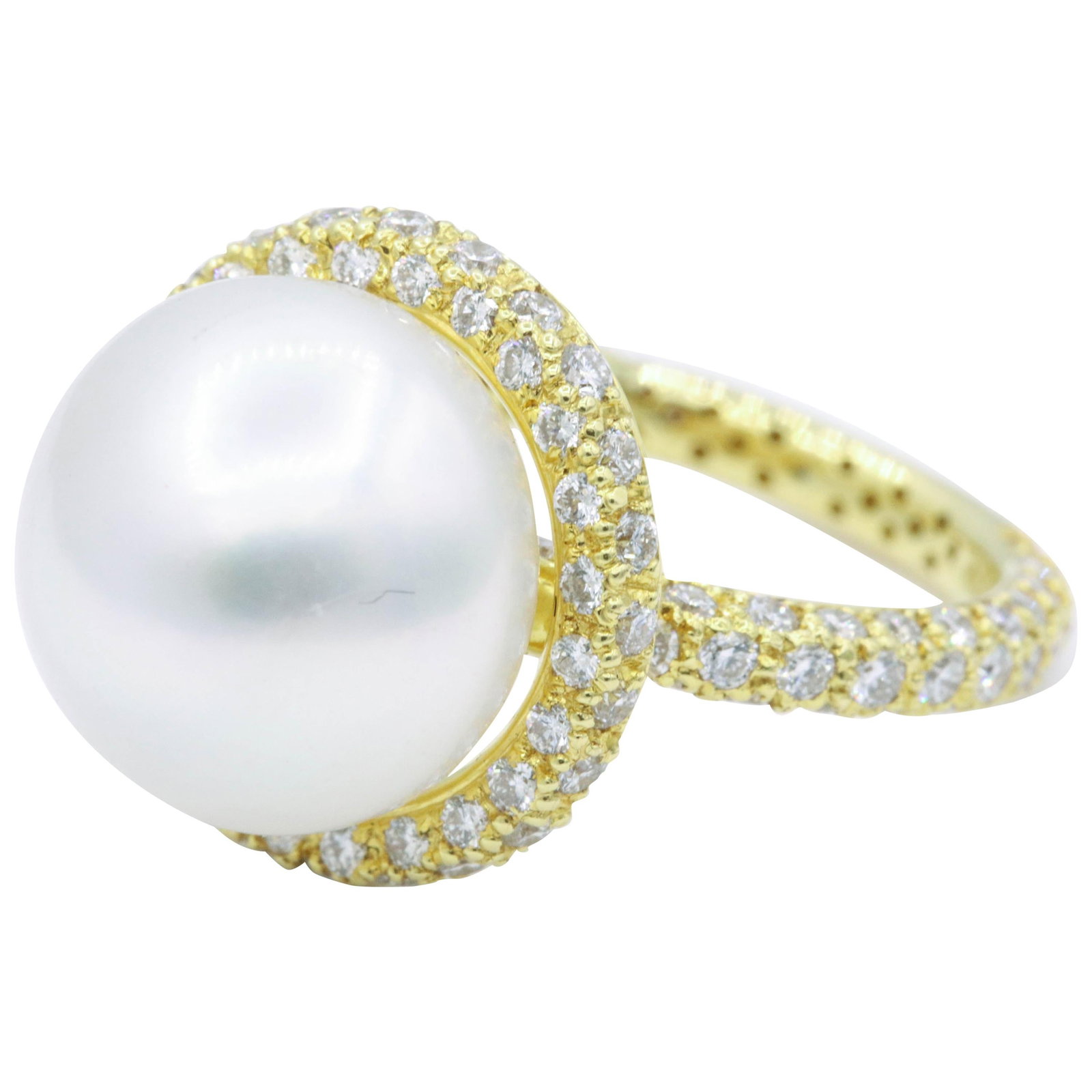 Stunning Harbor Diamonds 3 Row Diamond Pearl Cocktail Ring 1.57 Carats 18K Yellow Gold: Stunning Harbor Diamonds 3 Row Diamond Pearl Cocktail Ring 1.57 Carats 18K Yellow Gold This stunning contemporary three-row cocktail ring is crafted from 18k yellow gold and showcases a beautiful 13mm
