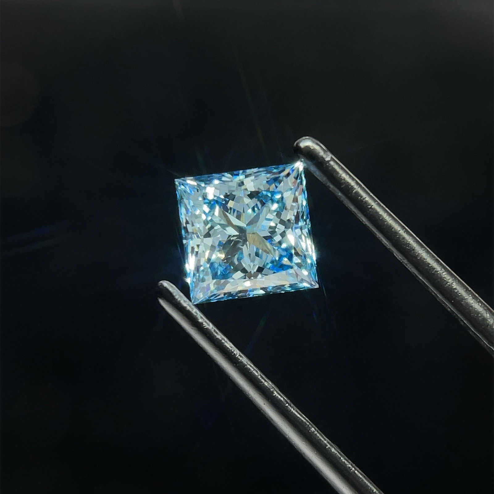 Loose Diamond - PRINCESS 1.28ct Blue SI1