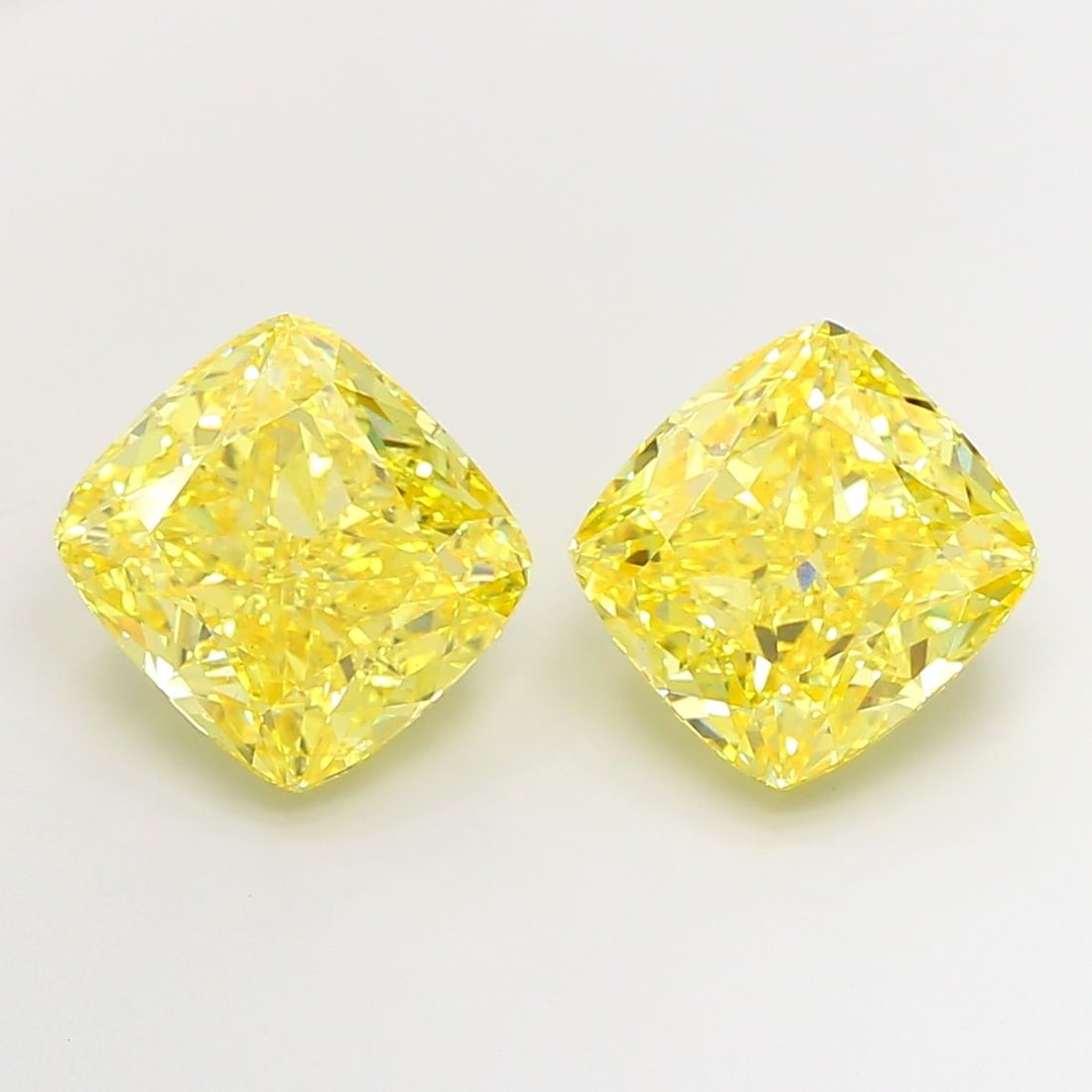 Loose Diamond - CUSHION MODIFIED 7.01ct Fancy Vivid Yellow VS1