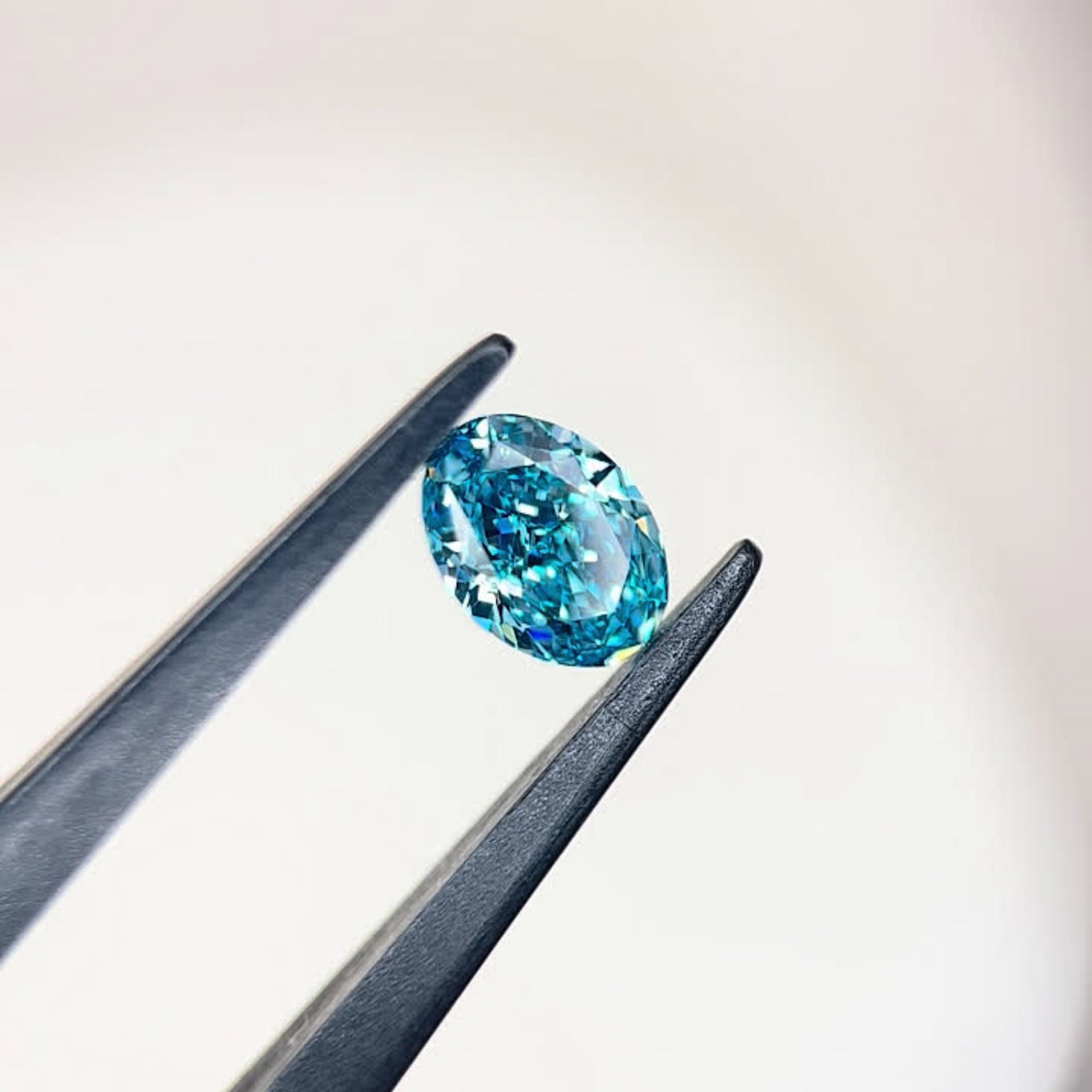 Loose Diamond - OVAL 1.05ct Fancy Vivid Blue IF