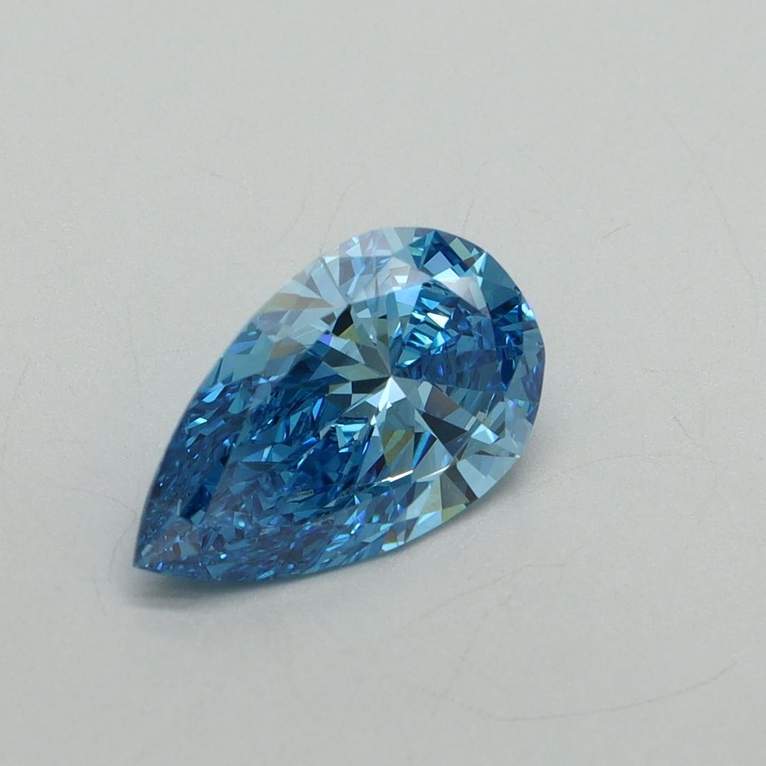 Loose Diamond - PEAR 1.56ct Fancy Vivid Blue VVS2