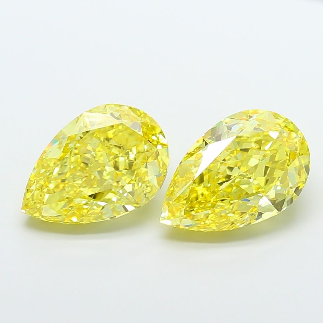 Loose Diamond - PEAR 8.03ct Fancy Vivid Yellow VS2