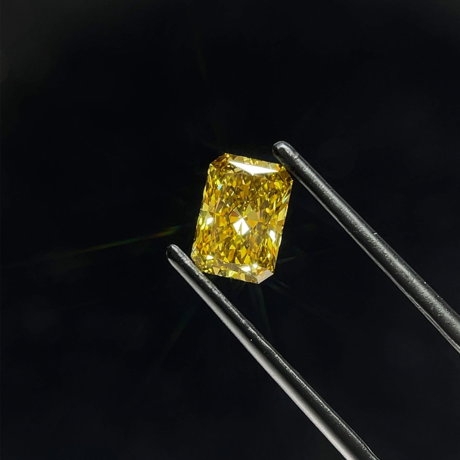 Loose Diamond - RADIANT 1.35ct Fancy Brownish Yellow VS2