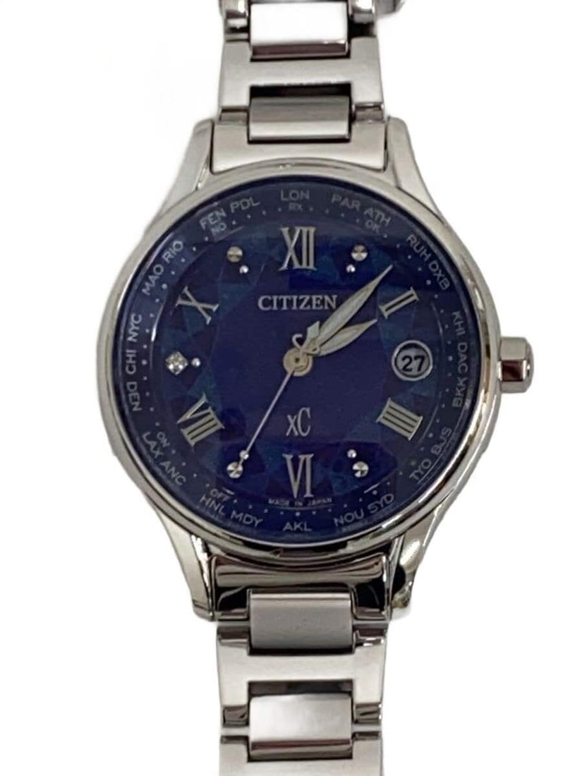 Citizen XC Blue Ladies Wristwatch H246-A1CDJ08: Citizen XC Blue Ladies Wristwatch H246-A1CDJ08 This CITIZEN XC H246-A1CDJ08 women's wristwatch features a blue case and dial, designed specifically for women. The watch is pre-owned and shows slight s
