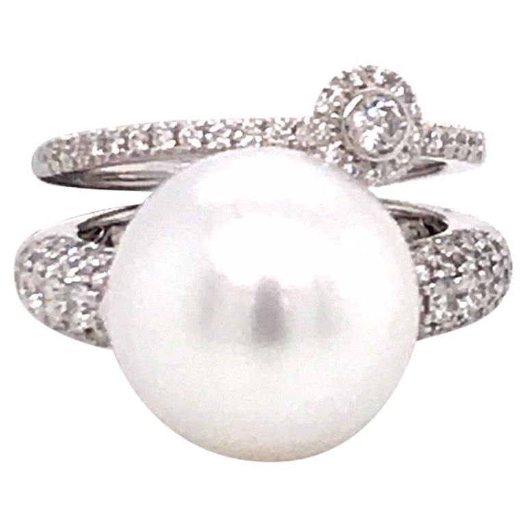 Harbor Diamonds 18K White Gold South Sea Pearl Diamond Ring 1.28 Carat: Harbor Diamonds 18K White Gold South Sea Pearl Diamond Ring 1.28 Carat This stunning contemporary ring features a luxurious 18K white gold setting adorned with a beautiful South Sea pearl, measuring 1