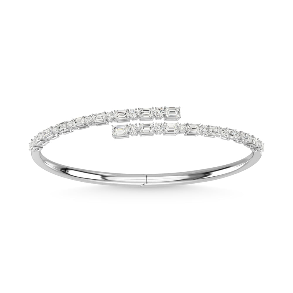 14K White Gold Diamond 3 Ct.Tw. Fashion Bangle: 14K White Gold Diamond 3 Ct.Tw. Fashion Bangle 14k White Gold Stone Color: G-h Stone Clarity: Si1 This item may take 2-5 weeks for shipping. The Diamond Depot Guarantee: All items in this auction are 
