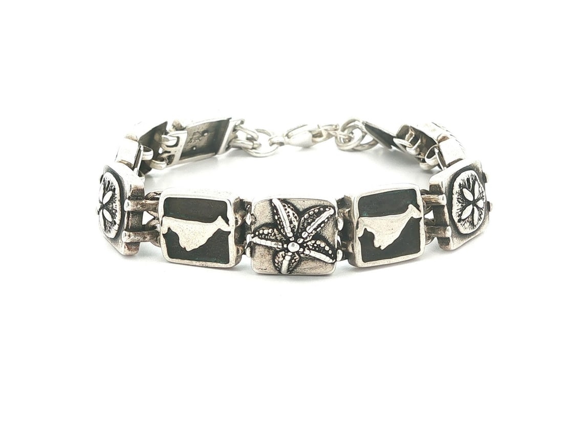 Sterling Silver Nautical Charm Link Bracelet with Seashell and Starfish (1 of 5)