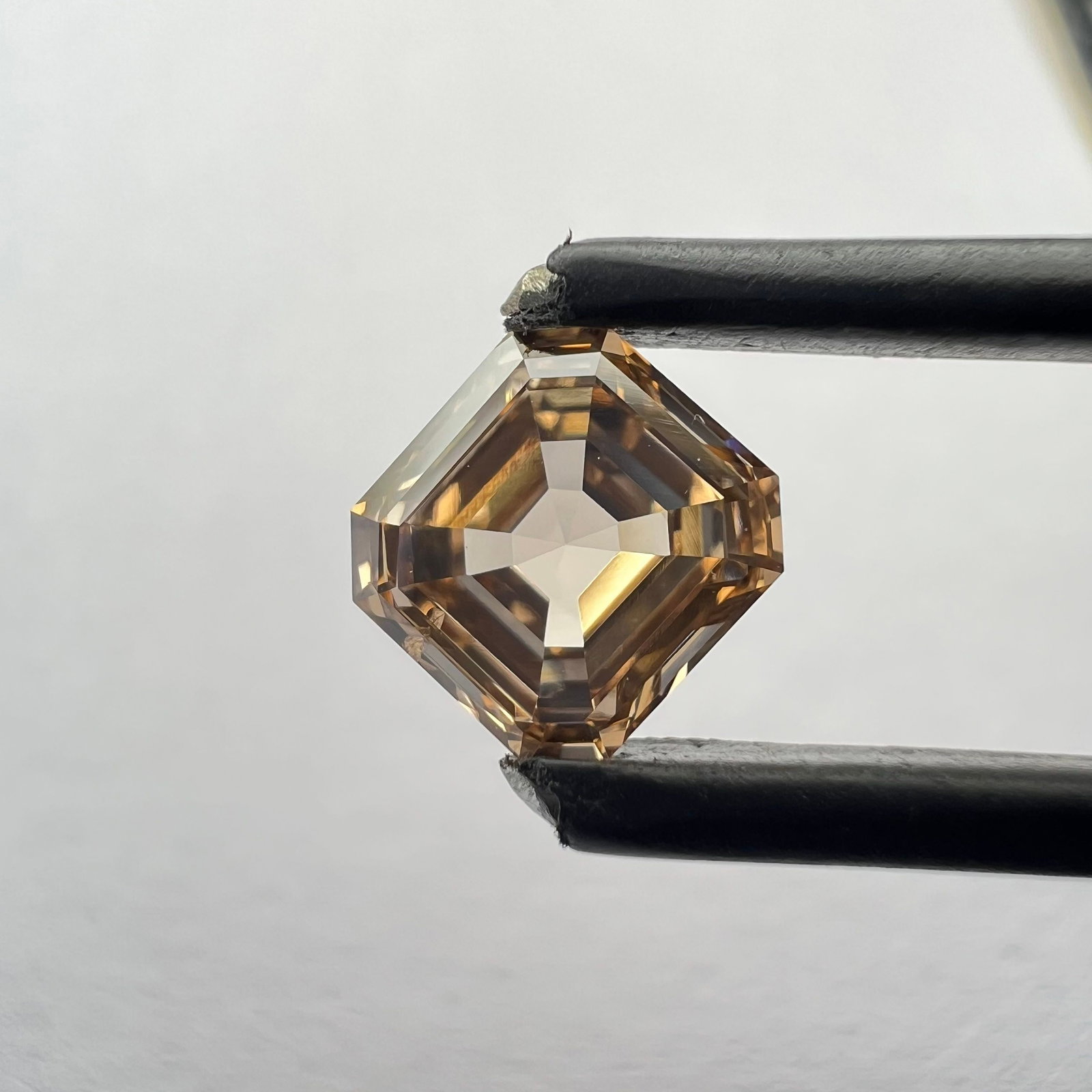 Loose Diamond - SQUARE 0.84ct Brown SI1