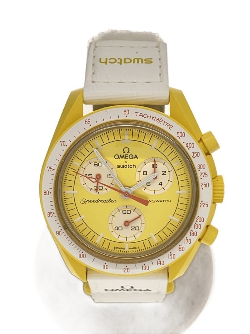 Omega x Swatch Yellow Mission to the Sun Men's Wristwatch: Omega x Swatch Yellow Mission to the Sun Men's Wristwatch This OMEGAxSWATCH Mission to the Sun S033J100 men's wristwatch features a bold yellow design and is crafted in Switzerland. The watch shows sl