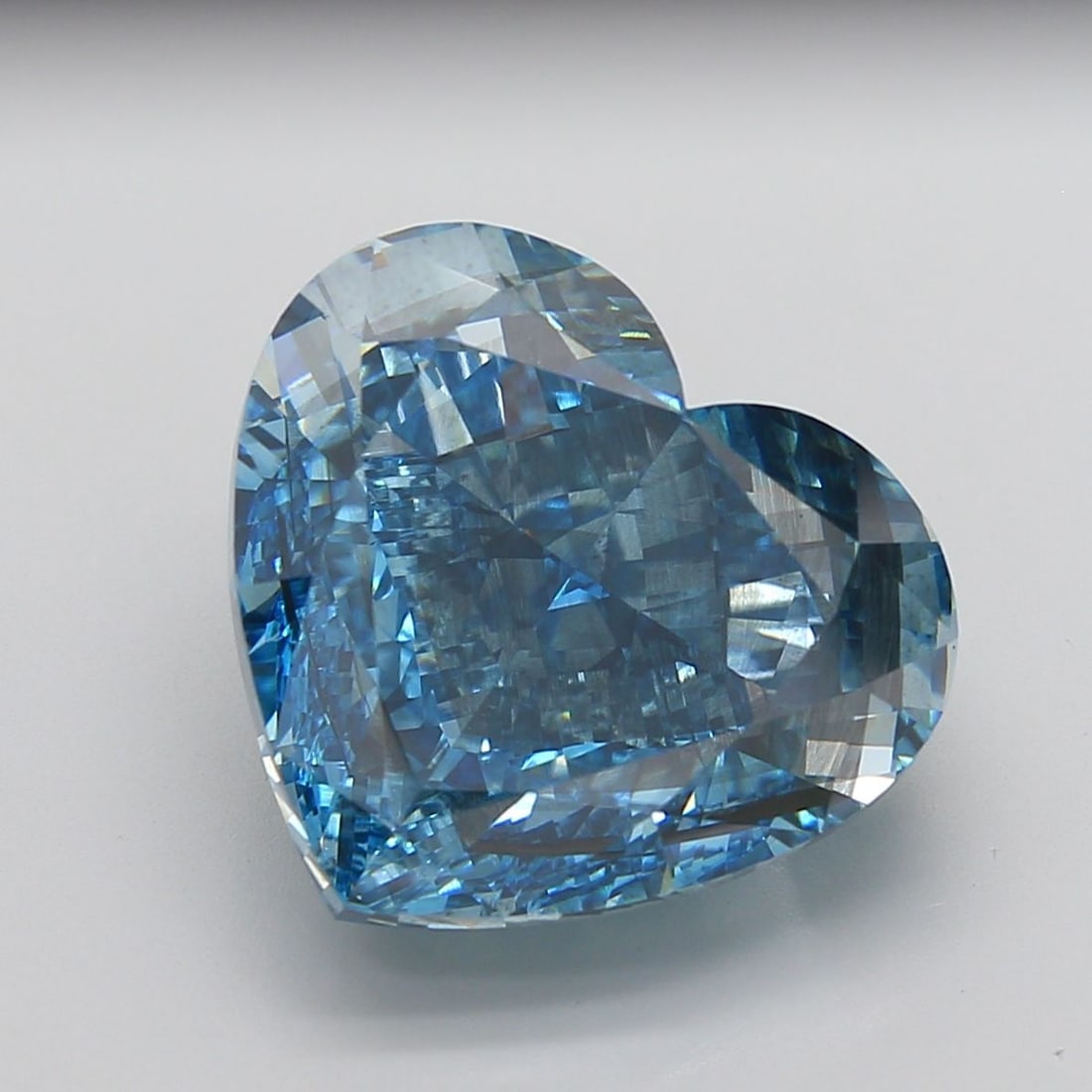 Loose Diamond - HEART 23.9ct Fancy Vivid Blue SI1