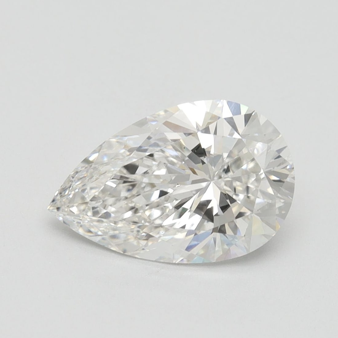 Loose Diamond - PEAR 2.07ct G VS2: Loose Diamond - PEAR 2.07ct G VS2 Source: This is a real non-mined Diamond that has been grown in a lab Shape: PEAR Carats: 2.07 Color: G Clarity: VS2 Certification: IGI Video: