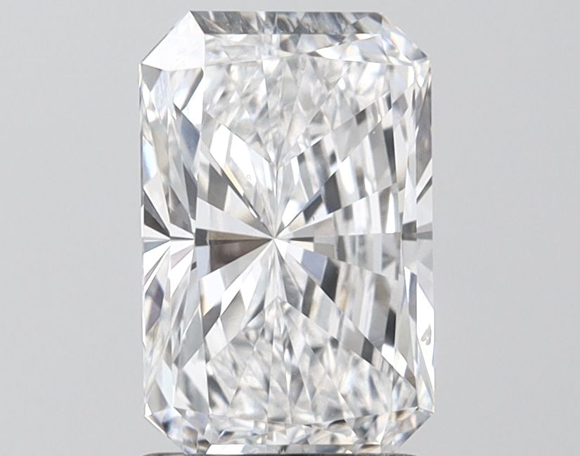 Loose Diamond - RADIANT 2.03ct E VVS1: Loose Diamond - RADIANT 2.03ct E VVS1 Source: This is a real non-mined Diamond that has been grown in a lab Shape: RADIANT Carats: 2.03 Color: E Clarity: VVS1 Certification: IGI Video: