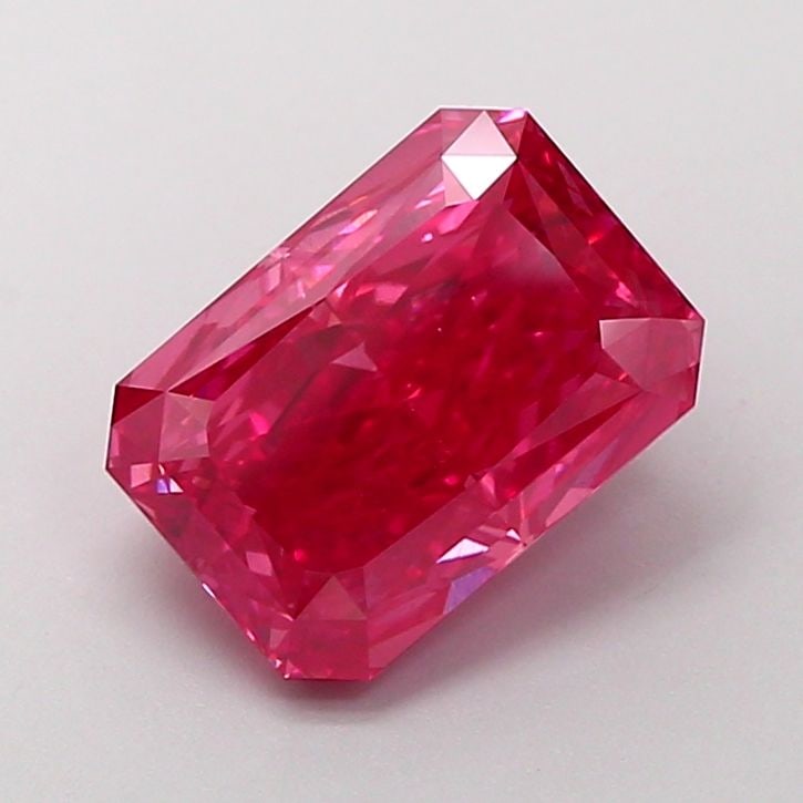 Loose Diamond - RADIANT 3.09ct Fancy Vivid Pink VS1: Loose Diamond - RADIANT 3.09ct Fancy Vivid Pink VS1 Source: This is a real non-mined Diamond that has been grown in a lab Shape: RADIANT Carats: 3.09 Color: Fancy Vivid Pink Certification: NONE Video: