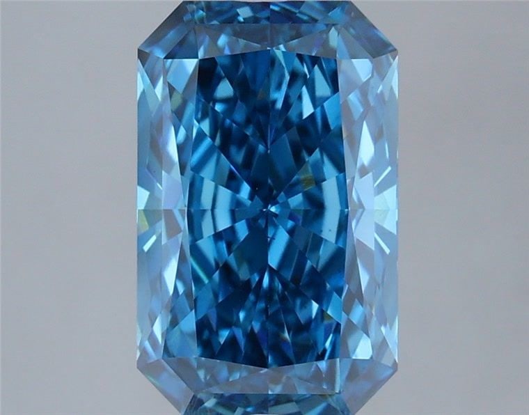 Loose Diamond - RADIANT 3.04ct Fancy Vivid Blue VS2: Loose Diamond - RADIANT 3.04ct Fancy Vivid Blue VS2 Source: This is a real non-mined Diamond that has been grown in a lab Shape: RADIANT Carats: 3.04 Color: Fancy Vivid Blue Certification: IGI Video: