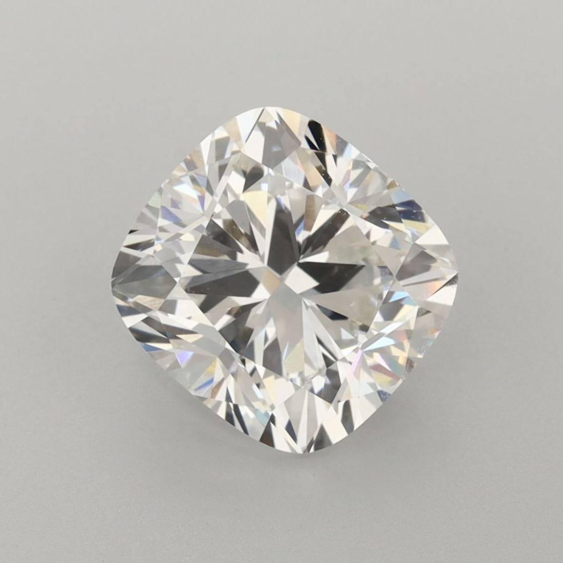 Loose Diamond - CUSHION BRILLIANT 3.02ct G VVS2: Loose Diamond - CUSHION BRILLIANT 3.02ct G VVS2 Source: This is a real non-mined Diamond that has been grown in a lab Shape: CUSHION BRILLIANT Carats: 3.02 Color: G Clarity: VVS2 Certification: IGI Vi