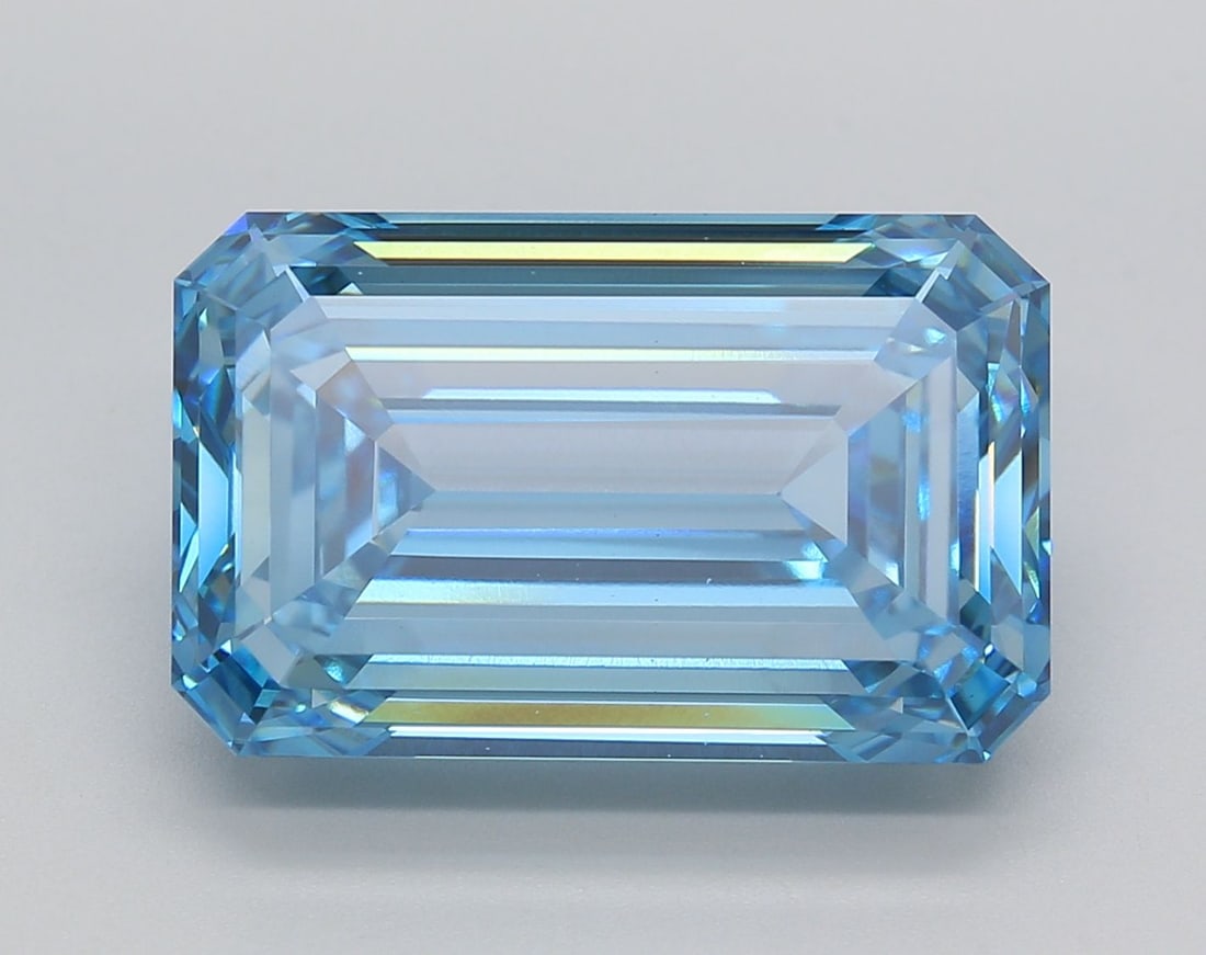 Loose Diamond - EMERALD 11.02ct Fancy Vivid Blue VS1: Loose Diamond - EMERALD 11.02ct Fancy Vivid Blue VS1 Source: This is a real non-mined Diamond that has been grown in a lab Shape: EMERALD Carats: 11.02 Color: Fancy Vivid Blue Certification: IGI Video