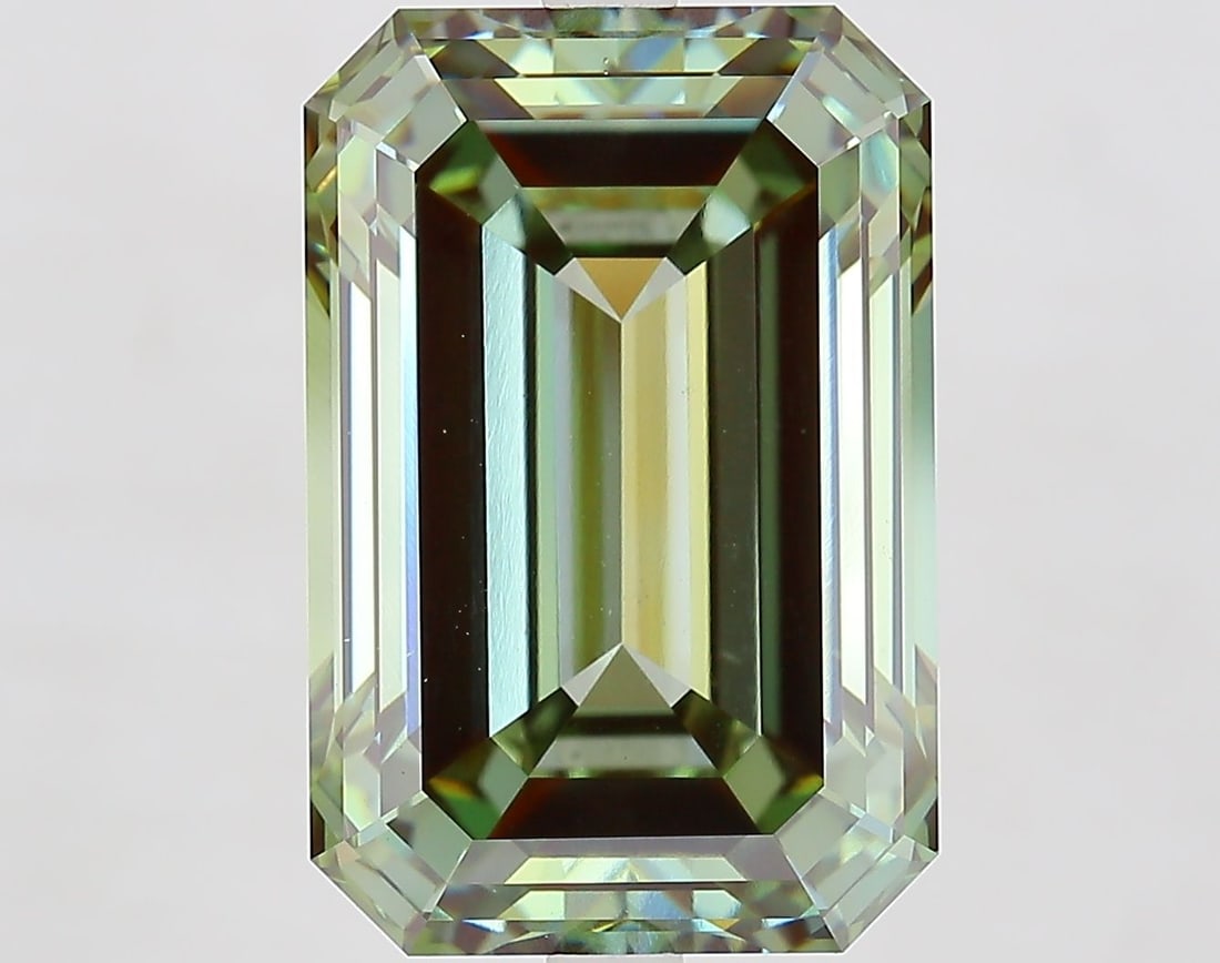 Loose Diamond - EMERALD 11.06ct Fancy Intense Green VVS2: Loose Diamond - EMERALD 11.06ct Fancy Intense Green VVS2 Source: This is a real non-mined Diamond that has been grown in a lab Shape: EMERALD Carats: 11.06 Color: Fancy Intense Green Certification: IG